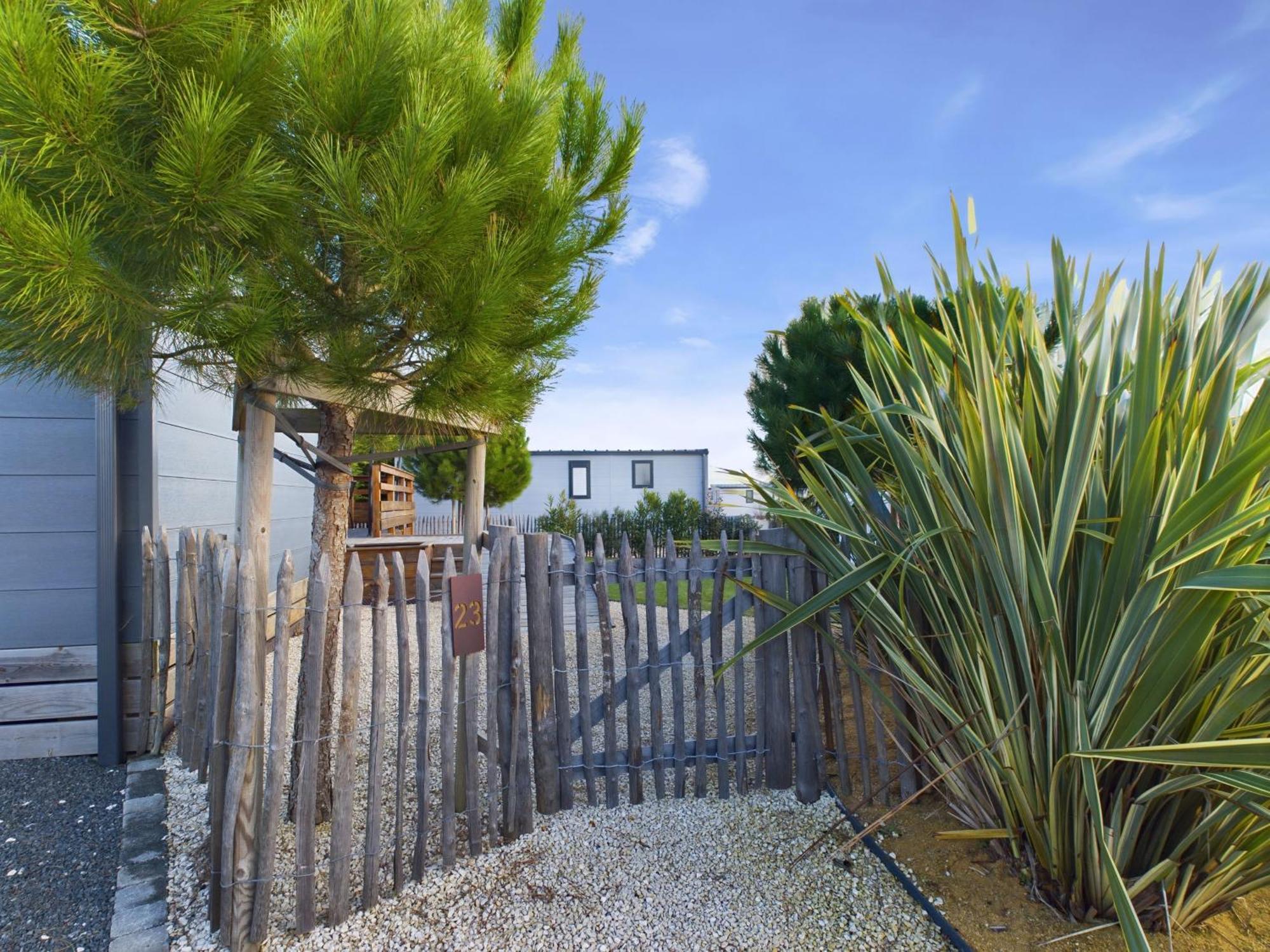 Beau Chalet Pour 4 Pers - Acces Piscine Chauffee Brétignolles-sur-Mer Екстериор снимка